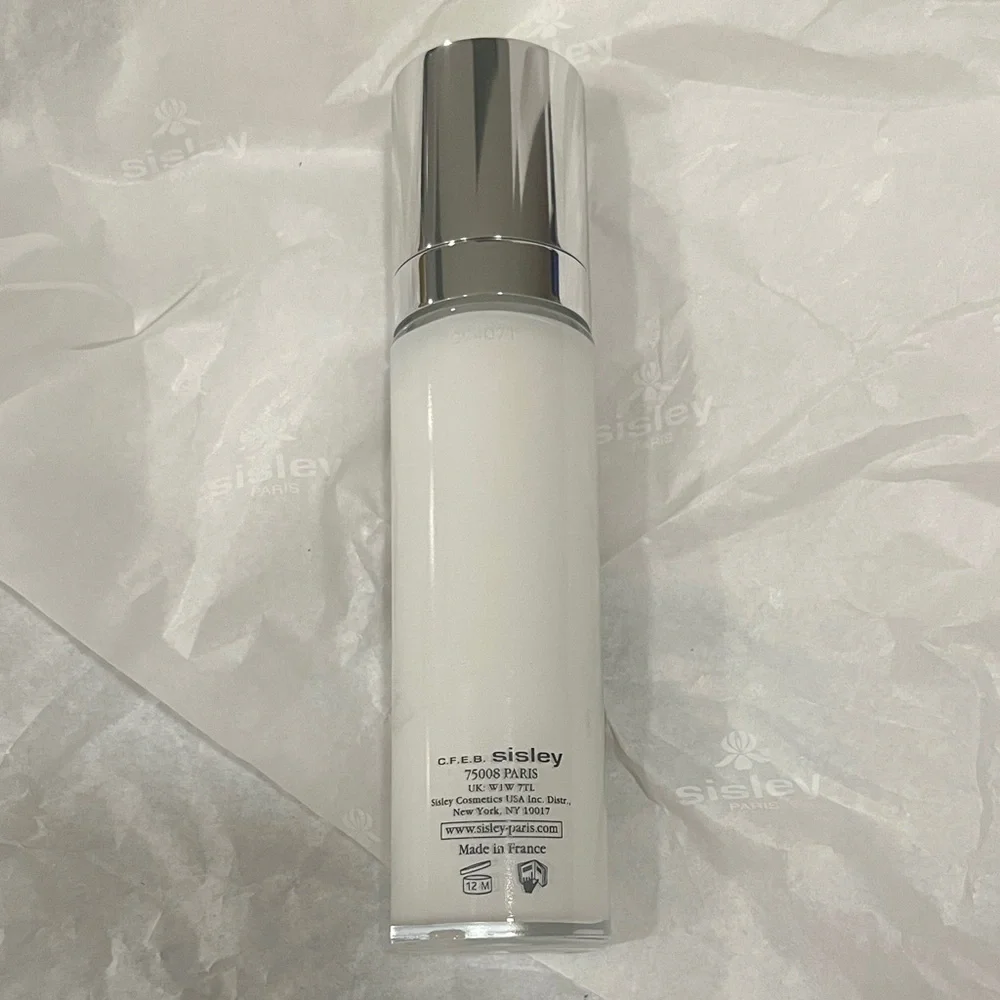 Sisley Silver and White Anti-Aging Protection - Picture 2 of 2